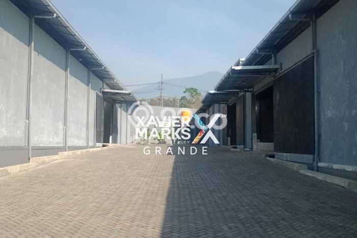 Unit Gudang Dijual di Singosari Malang Luas Bangunan 4376m2 Unit Gudang Dijual di Singosari Malang Luas Bangunan 4376m2