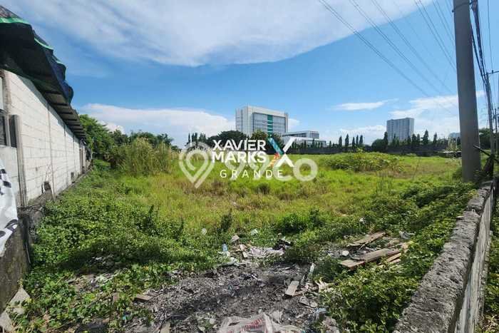 Tanah Dijual di Surabaya Seluas 2000m2 Strategis Tanah Dijual di Surabaya Seluas 2000m2 Strategis