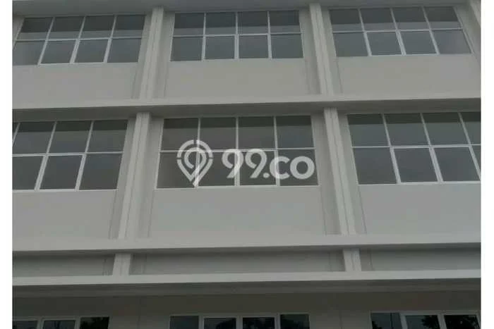 Ruko disewakan lokasi strategis Curug Tangerang 176m2 Ruko disewakan lokasi strategis Curug Tangerang 176m2