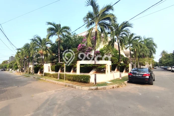 Jual Rumah Mewah Megah Dengan View Eksklusif di Sunter, Jakarta Utara Jual Rumah Mewah Megah Dengan View Eksklusif di Sunter, Jakarta Utara