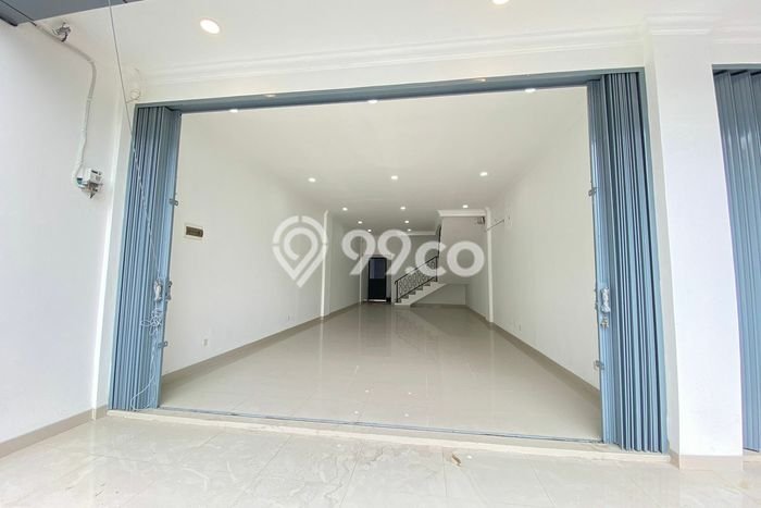 Unit Ruko Dijual di Jakarta Timur LT 134m2 & LB 265m2 Unit Ruko Dijual di Jakarta Timur LT 134m2 & LB 265m2