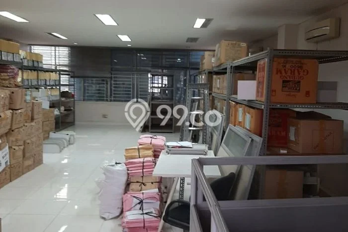 Kantor Usaha Dijual di Kebayoran Lama Jakarta Selatan LT 259m2 & LB 640m2 Kantor Usaha Dijual di Kebayoran Lama Jakarta Selatan LT 259m2 & LB 640m2