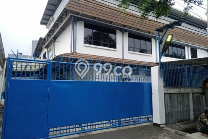Jual Gudang Kawasan Kayu Putih, Luas 1450m², Area Bisnis Jual Gudang Kawasan Kayu Putih, Luas 1450m², Area Bisnis