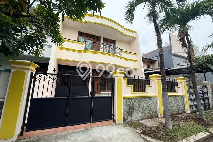 Rumah Elit Modern Siap Huni di Pulomas Jakarta Timur Rumah Elit Modern Siap Huni di Pulomas Jakarta Timur