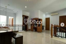 Rumah Mewah Siap Huni LT 181m2 di Cempaka Putih, Jakarta Pusat Rumah Mewah Siap Huni LT 181m2 di Cempaka Putih, Jakarta Pusat