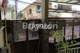 Rumah Elit Modern Siap Huni di Gandaria Jakarta Selatan Rumah Elit Modern Siap Huni di Gandaria Jakarta Selatan