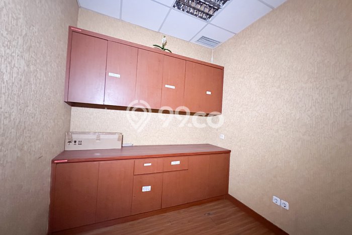 AREA BISNIS! Kantor di Gandaria, Luas 264m², Jalan Utama, Ramai AREA BISNIS! Kantor di Gandaria, Luas 264m², Jalan Utama, Ramai