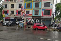 Ruko Disewakan di Area Ramai Tebet, Jakarta Selatan Ruko Disewakan di Area Ramai Tebet, Jakarta Selatan