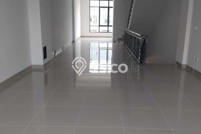Ruko di Kalibata, Luas 200m², Kawasan Bisnis, Strategis Ruko di Kalibata, Luas 200m², Kawasan Bisnis, Strategis