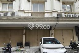 Ruko Disewakan di Area Ramai Tebet, Jakarta Selatan Ruko Disewakan di Area Ramai Tebet, Jakarta Selatan