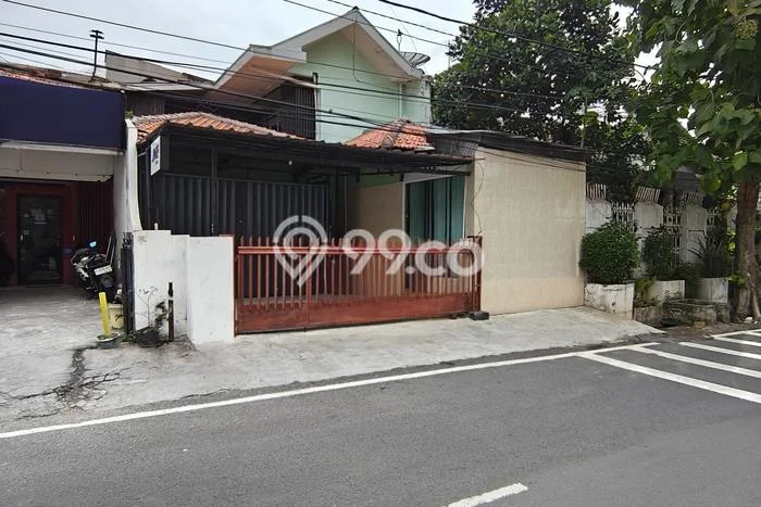 RECOMMENDED! Rumah di Tebet, 3 KM, Lokasi Strategis, Luas 100m2m² LB 180m2m² RECOMMENDED! Rumah di Tebet, 3 KM, Lokasi Strategis, Luas 100m2m² LB 180m2m²
