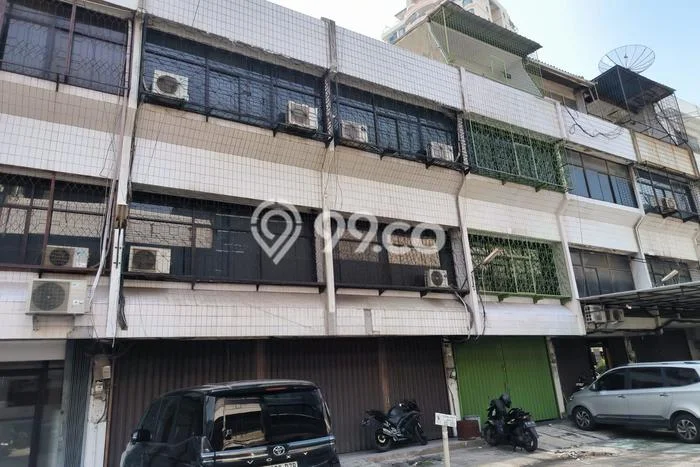 Ruko Dijual di Prime Area Jakarta Pusat Luas 500m2 Ruko Dijual di Prime Area Jakarta Pusat Luas 500m2