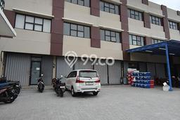 Unit Komersial Disewakan di Jakarta Barat Area Strategis Harga Kompetitif Unit Komersial Disewakan di Jakarta Barat Area Strategis Harga Kompetitif