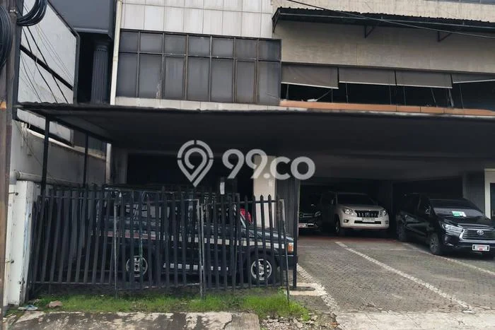 Disewakan Ruko di Pusat Kota Jakarta Selatan Ramai Strategis Disewakan Ruko di Pusat Kota Jakarta Selatan Ramai Strategis