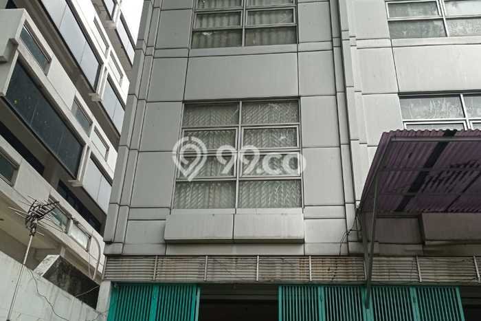 For Rent Ruko Premium Kawasan Slipi, Luas 270m2m², Area Komersial, Akses Bagus For Rent Ruko Premium Kawasan Slipi, Luas 270m2m², Area Komersial, Akses Bagus