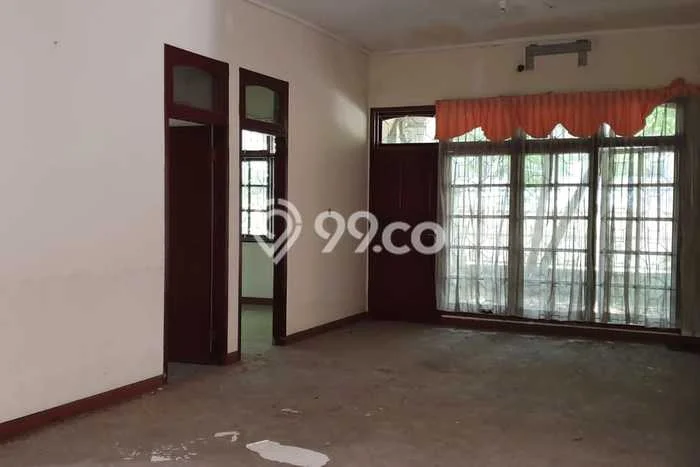 Rumah di , 2 KM, Dekat Rumah Sakit, LT 425m2m² Bangunan 290m2m² Rumah di , 2 KM, Dekat Rumah Sakit, LT 425m2m² Bangunan 290m2m²