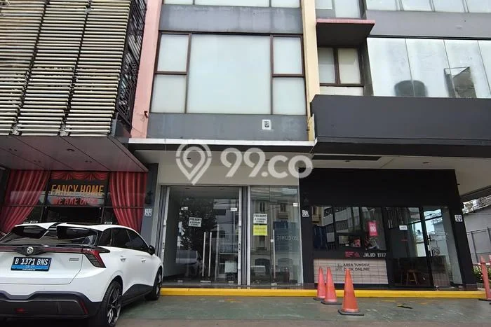Area Strategis! Disewakan Ruko Lokasi Pancoran, Jakarta Selatan Cocok untuk Bisnis Area Strategis! Disewakan Ruko Lokasi Pancoran, Jakarta Selatan Cocok untuk Bisnis