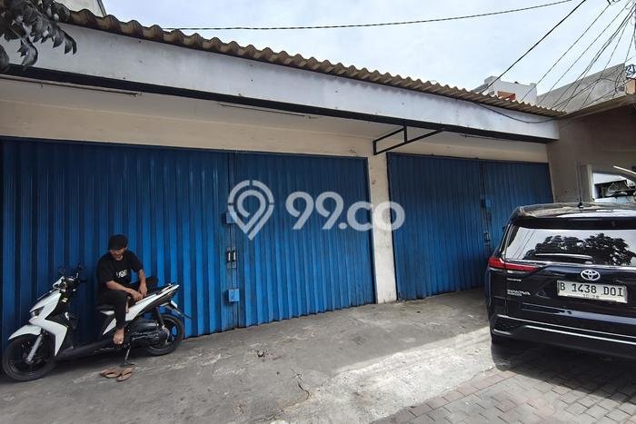 Ruko Disewa di Pancoran, Jakarta Selatan, LT 120m2 / LB 102m2 Ruko Disewa di Pancoran, Jakarta Selatan, LT 120m2 / LB 102m2