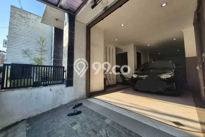Unit Kost Dijual di Gandaria dengan 10 Kamar Kawasan Ramai Unit Kost Dijual di Gandaria dengan 10 Kamar Kawasan Ramai