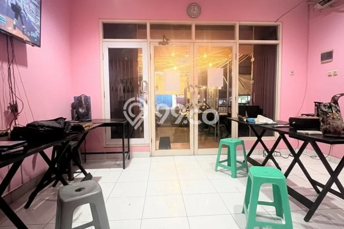 Pabrik Dijual di Tangerang Selatan LT 67m2 & LB 68m2 Lokasi Terbaik! Pabrik Dijual di Tangerang Selatan LT 67m2 & LB 68m2 Lokasi Terbaik!