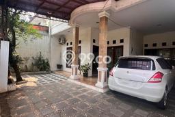 Rumah Luxury Modern Siap Huni di Bintaro Tangerang Selatan Rumah Luxury Modern Siap Huni di Bintaro Tangerang Selatan