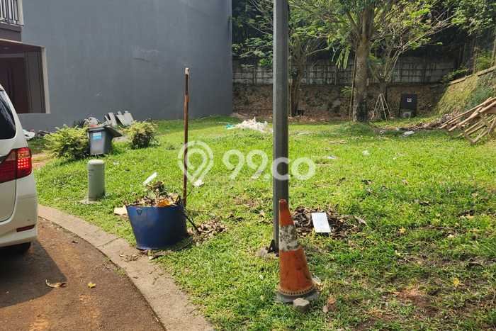 Tanah Komersial Dijual di BSD Tangerang Selatan 240m2 Tanah Komersial Dijual di BSD Tangerang Selatan 240m2