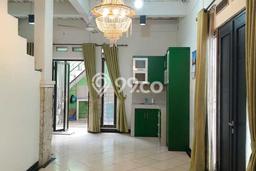 Hunian Cantik Modern Lb 200m2 di Ciputat, Tangerang Selatan Hunian Cantik Modern Lb 200m2 di Ciputat, Tangerang Selatan