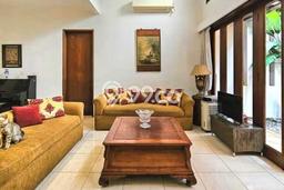 Ready to Use! Premium House LT 234m2 Desain Modern di Bintaro Ready to Use! Premium House LT 234m2 Desain Modern di Bintaro