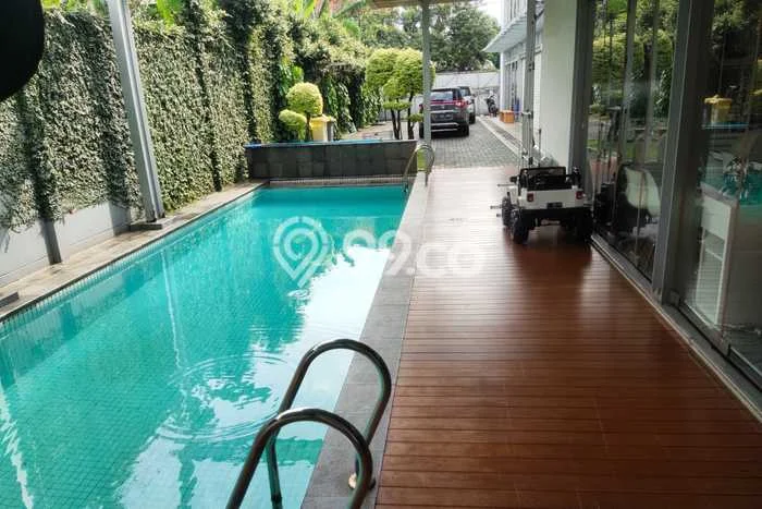 Rumah Eksklusif Siap Huni LT 566m2 di Pondok Aren, Tangerang Selatan Rumah Eksklusif Siap Huni LT 566m2 di Pondok Aren, Tangerang Selatan