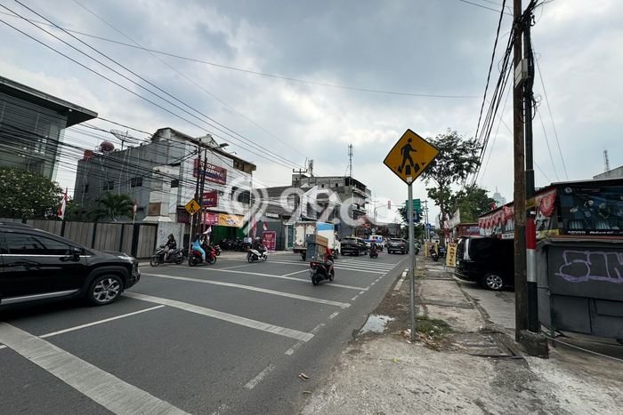 Dijual Tanah di Kebayoran Lama Jakarta Selatan Luas 1322m2 - Dijual Tanah di Kebayoran Lama Jakarta Selatan Luas 1322m2 -