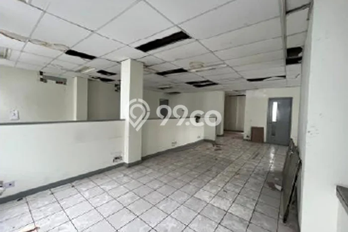 Kantor Bagus LT 655m2 LB 602m2 Dijual di Kebayoran Lama Jakarta Selatan Kantor Bagus LT 655m2 LB 602m2 Dijual di Kebayoran Lama Jakarta Selatan