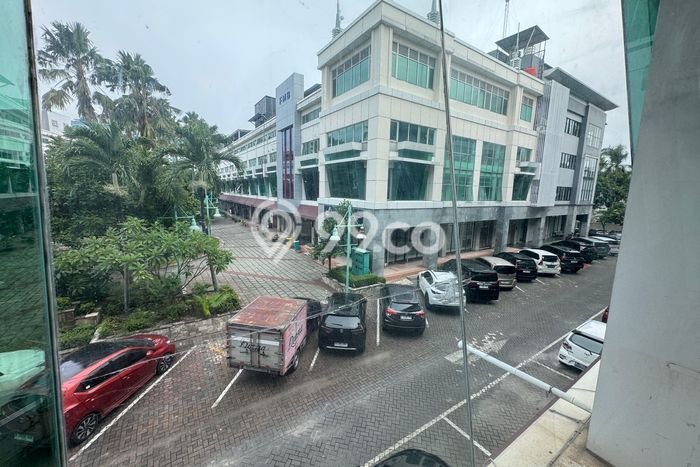 Unit Ruko Dijual di Jakarta Utara LT 63m2 & LB 209m2 Unit Ruko Dijual di Jakarta Utara LT 63m2 & LB 209m2