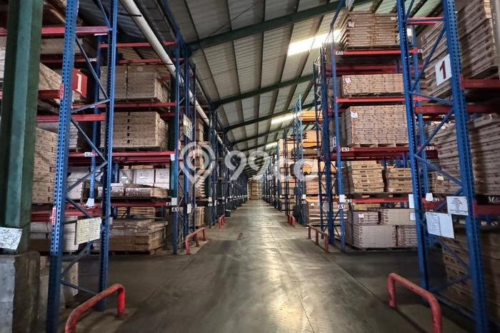 Gudang Disewakan Lokasi Jati Uwung Tangerang Harga Spesial! Gudang Disewakan Lokasi Jati Uwung Tangerang Harga Spesial!