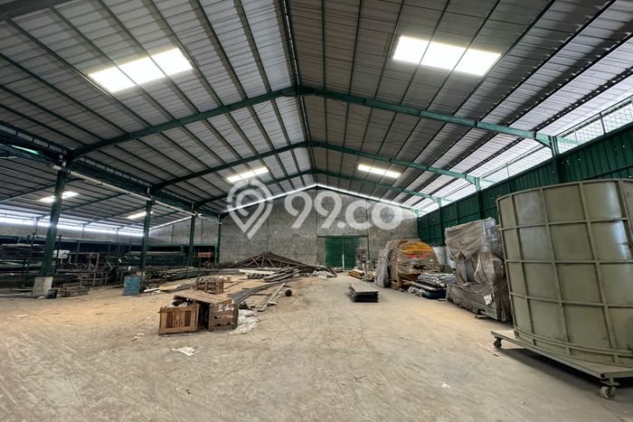 Gudang Komersial Dijual di Jati Uwung Tangerang LT 9636m2 & LB 2484m2 Gudang Komersial Dijual di Jati Uwung Tangerang LT 9636m2 & LB 2484m2