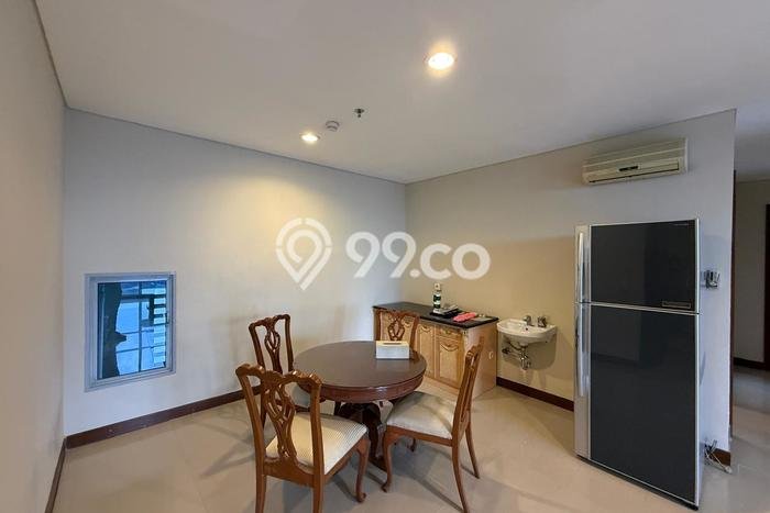 Apartemen Disewakan 3 Kamar Murah Siap Huni di Jakarta Selatan, Luas 149m2 Apartemen Disewakan 3 Kamar Murah Siap Huni di Jakarta Selatan, Luas 149m2
