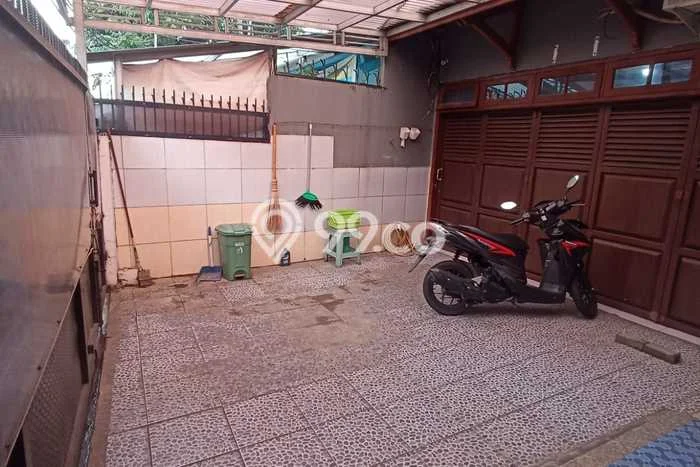 Rumah Mewah LB 156m2 Siap Huni Desain Elegan di Lubang Buaya, Jakarta Timur Rumah Mewah LB 156m2 Siap Huni Desain Elegan di Lubang Buaya, Jakarta Timur