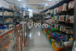 Ruko Bagus Dijual LB 300m2 Lokasi Strategis Jakarta Pusat Area Cocok untuk Berbisnis Ruko Bagus Dijual LB 300m2 Lokasi Strategis Jakarta Pusat Area Cocok untuk Berbisnis