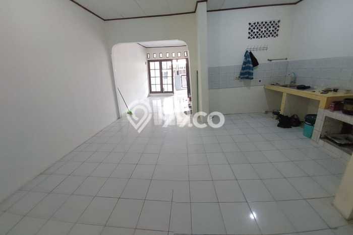 For Sale Rumah 2 Kamar Lokasi Strategis Bagus dan Strategis di Pamulang For Sale Rumah 2 Kamar Lokasi Strategis Bagus dan Strategis di Pamulang