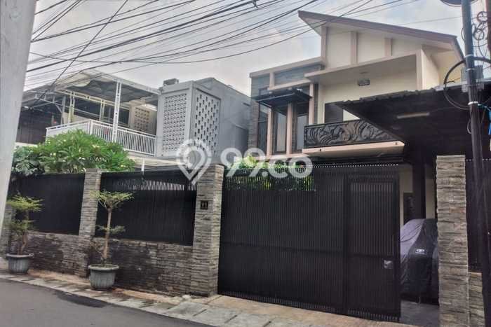 Rumah Luxury Modern Tanpa Renovasi di Manggarai Jakarta Selatan Rumah Luxury Modern Tanpa Renovasi di Manggarai Jakarta Selatan