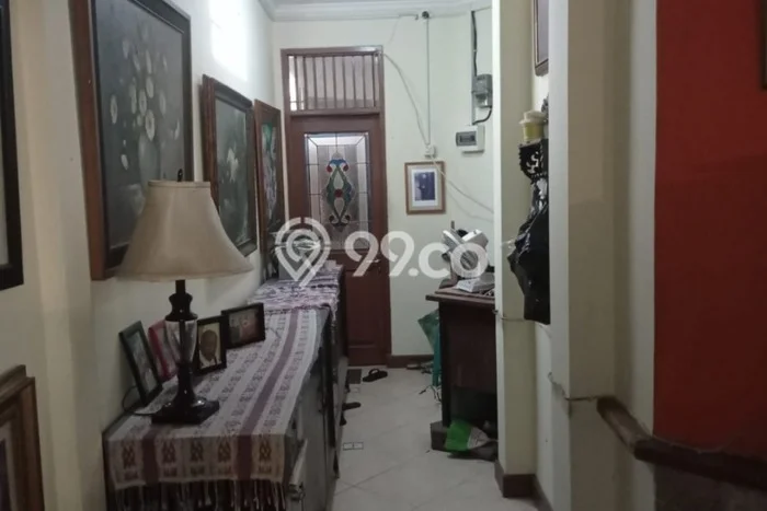 Siap Huni Hunian Elit 8 Kamar di Kelapa Gading Dekat ke Mana Pun Siap Huni Hunian Elit 8 Kamar di Kelapa Gading Dekat ke Mana Pun