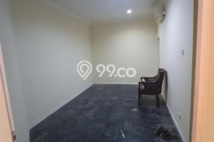 Siap Huni Hunian Elit 8 Kamar di Kelapa Gading Dekat ke Mana Pun Siap Huni Hunian Elit 8 Kamar di Kelapa Gading Dekat ke Mana Pun