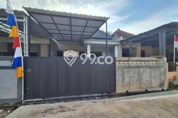 For Sale Rumah 4 Kamar Lokasi Strategis Nyaman dan Strategis di Gunung Pati For Sale Rumah 4 Kamar Lokasi Strategis Nyaman dan Strategis di Gunung Pati