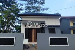 Dijual Rumah Siap Huni di Gunung Pati Semarang Harga Rp.450 Juta LT 120m2 Dijual Rumah Siap Huni di Gunung Pati Semarang Harga Rp.450 Juta LT 120m2