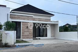 Dijual Cepat Rumah Favorit Siap Huni LB 60m2 di Mijen, Semarang Dijual Cepat Rumah Favorit Siap Huni LB 60m2 di Mijen, Semarang