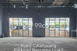 Ruko Disewa di Bandung dengan LB 100m2 Area Komersial Ramai Ruko Disewa di Bandung dengan LB 100m2 Area Komersial Ramai
