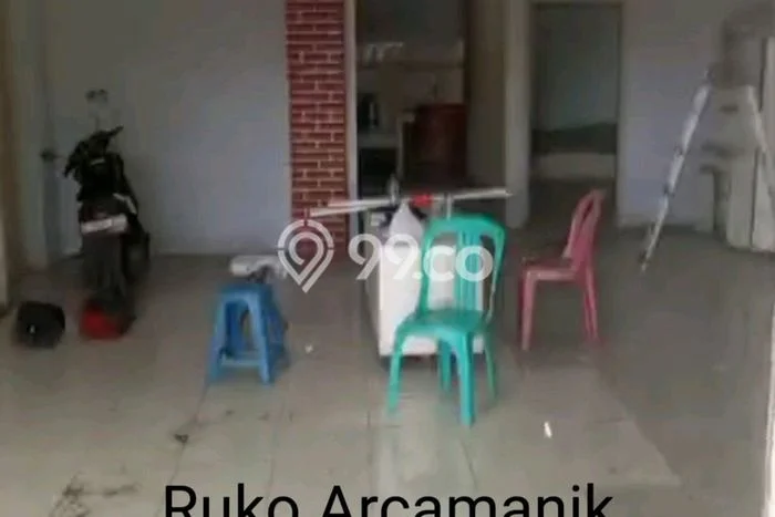 Ruko bagus disewakan di Arcamanik Bandung dengan LB 56m2 harga sewa terbaik Ruko bagus disewakan di Arcamanik Bandung dengan LB 56m2 harga sewa terbaik