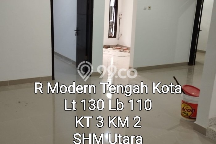 Rumah Asri di Ciateul, Bandung, Luas 130m² Bangunan 110m² Rumah Asri di Ciateul, Bandung, Luas 130m² Bangunan 110m²