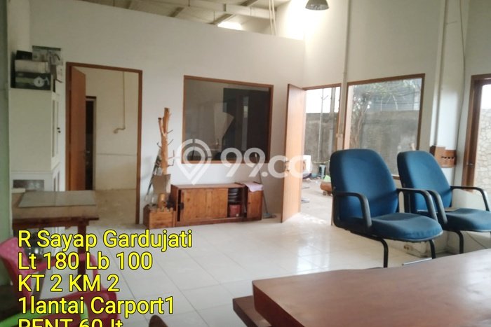 Lokasi strategis! Rumah siap pakai dikontrakkan di Andir LB 150m2 Lokasi strategis! Rumah siap pakai dikontrakkan di Andir LB 150m2