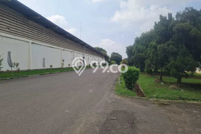 Unit Komersial Disewakan di Tangerang Kawasan Strategis Harga Kompetitif Unit Komersial Disewakan di Tangerang Kawasan Strategis Harga Kompetitif