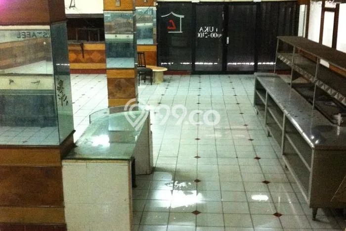 Tanah Dijual Lokasi Strategis di Jakarta Barat dengan Luas 1541m2 Tanah Dijual Lokasi Strategis di Jakarta Barat dengan Luas 1541m2